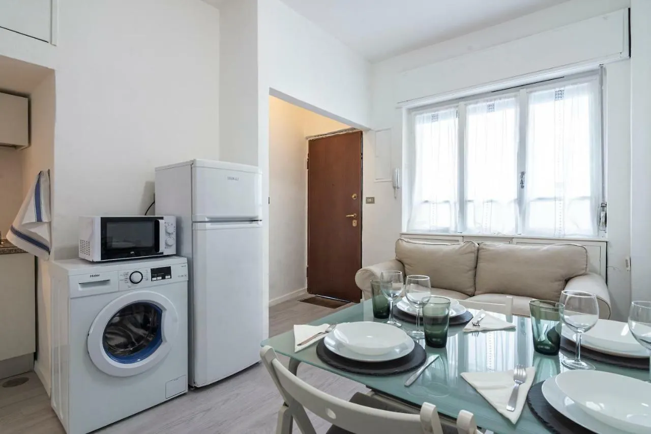 Nice Flat Near The City Center Apartment Milan