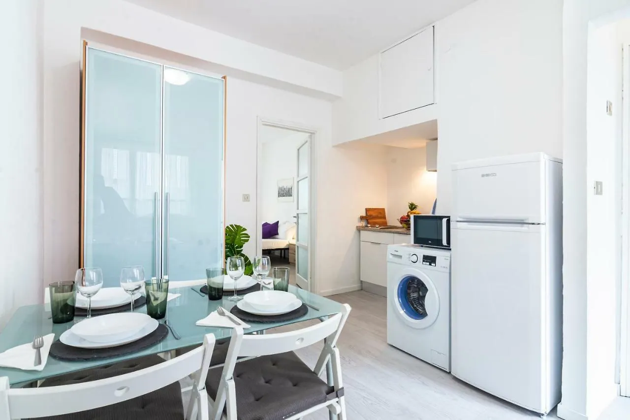 Nice Flat Near The City Center Apartment Milan 0*,